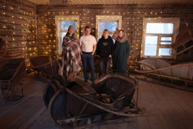 Выставка саней в историческом купеческом доме в Тарусе с декабря Выставка саней в историческом купеческом доме в Тарусе с декабря